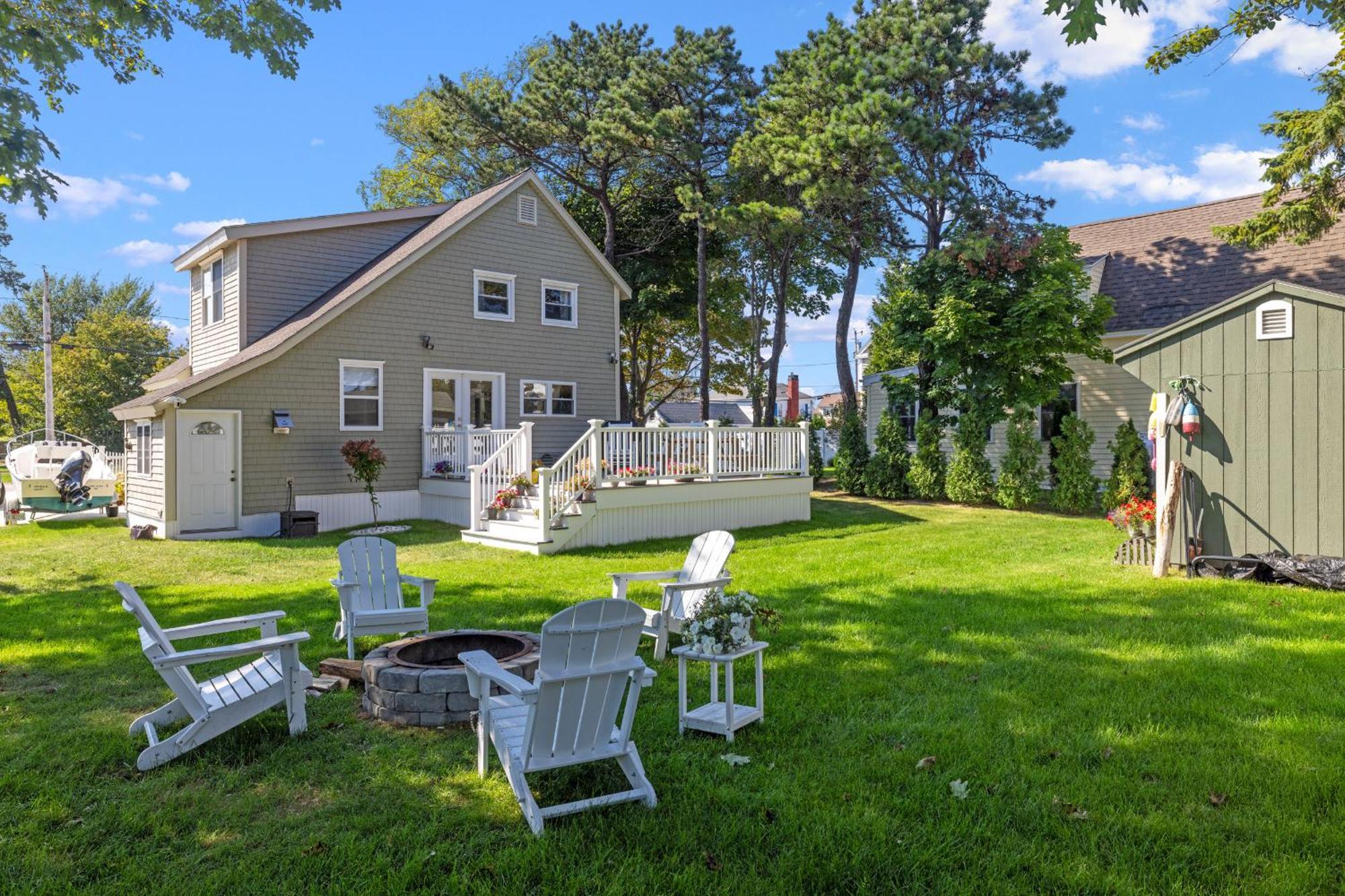 Pine Point Beach House With Deck, Fire Pit & Porch Scarborough Exteriér fotografie